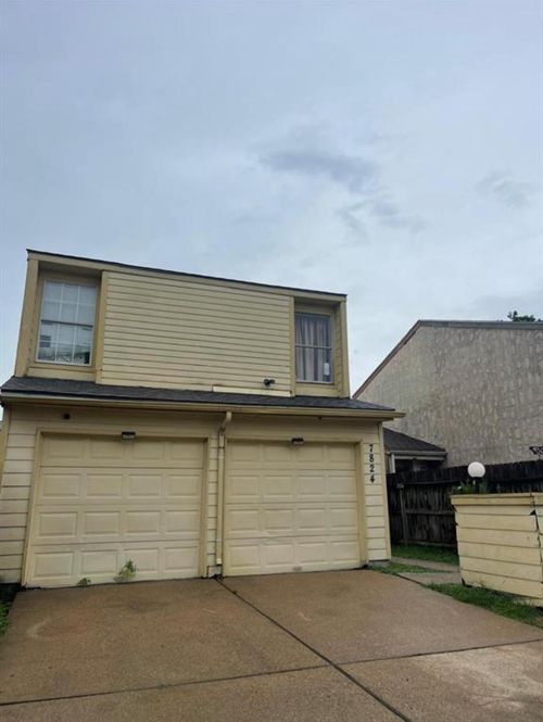 7824 Windward Passage St, Houston, TX, 77072-3256 | Card Image
