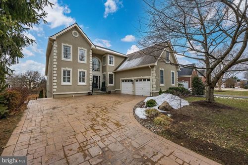 20002 Palmer Classic Pkwy, ASHBURN, VA, 20147-5203 | Card Image