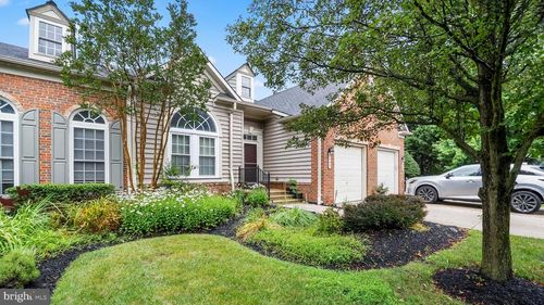 8523-8523 Snowreath Rd, BALTIMORE, MD, 21208-6328 | Card Image