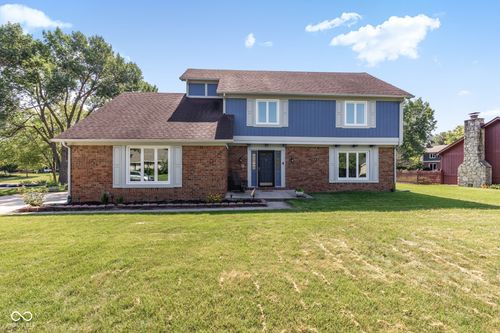 7957 Castle Lake Rd, Indianapolis, IN, 46256-1602 | Card Image