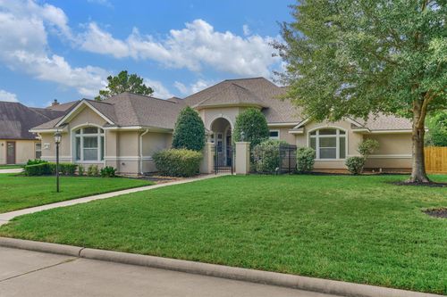 72 Wycliffe Dr, Montgomery, TX, 77356-8285 | Card Image