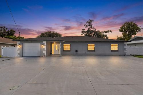 6920 N Cameron Avenue, TAMPA, FL, 33614 | Card Image