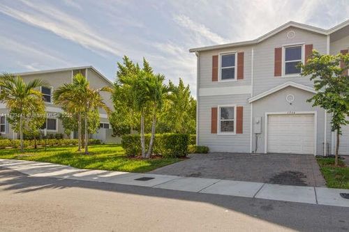 1755 Se 9th Ter, Homestead, FL, 33034-3569 | Card Image