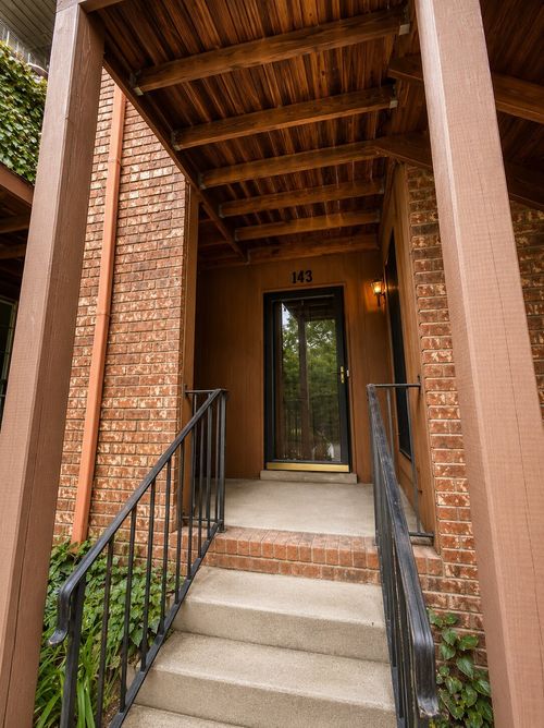 143 Brooke Castle Dr, Hermitage, TN, 37076-1740 | Card Image