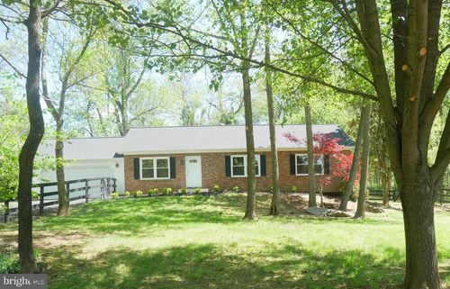 35600 Sassafras Dr, ROUND HILL, VA, 20141-2584 | Card Image