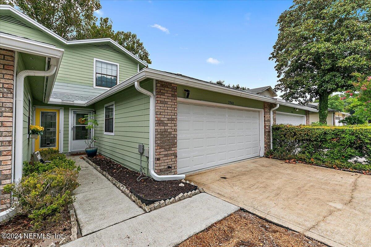 Meadowview Dr, Jacksonville, FL 32225