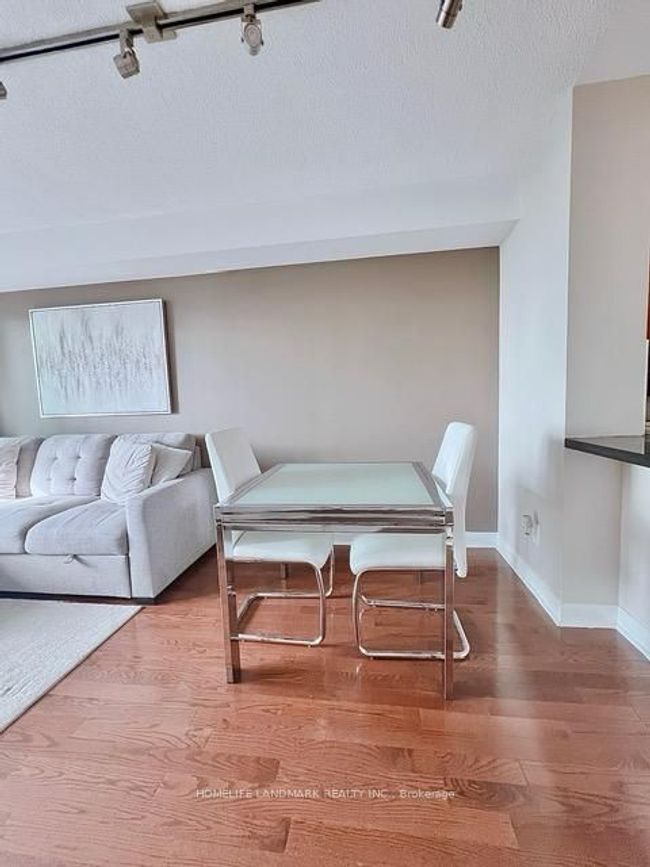 2601 - 4968 Yonge St, Condo with 2 bedrooms, 1 bathrooms and 1 parking in North York ON | Image 7
