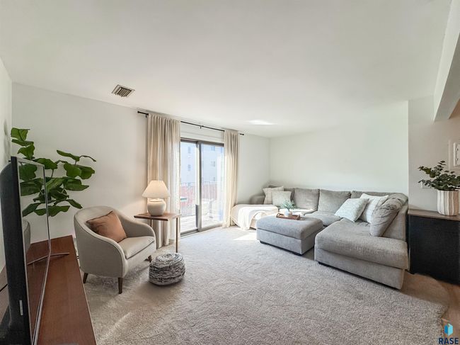 APT-304 - 3608 S Gateway Blvd, Condo with 2 bedrooms, 1 bathrooms and null parking in Sioux Falls SD | Image 10