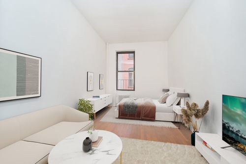 2c-353 W 44th St, New York, NY, 10036-5417 | Card Image