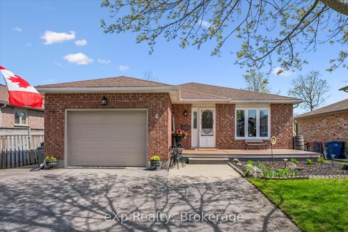 4 Peartree Cres, Guelph, ON, N1H8K6 | Card Image