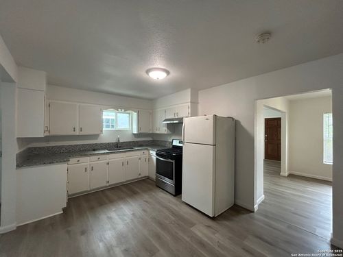 1014 Eldorado St, San Antonio, TX, 78225-1711 | Card Image