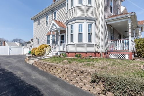 24 Fairview St, Winthrop, MA, 02152-2740 | Card Image