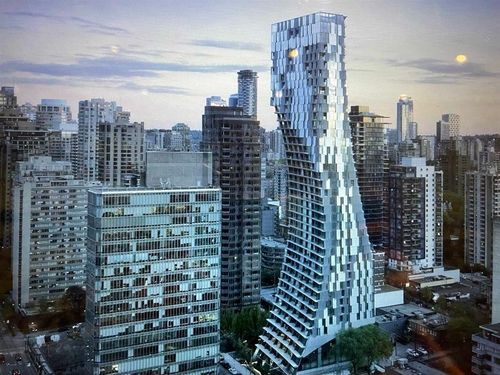 {{alt}} | Card Image