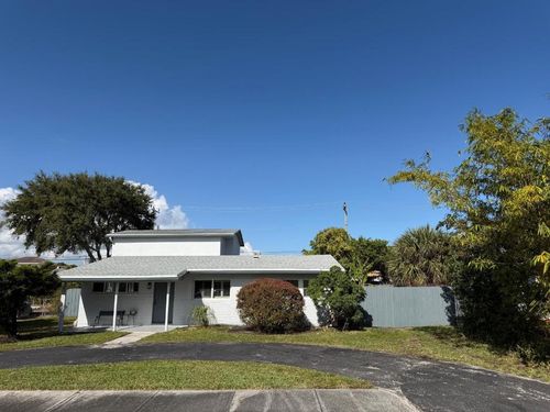 379 Nw 23rd St, Boca Raton, FL, 33431-7455 | Card Image