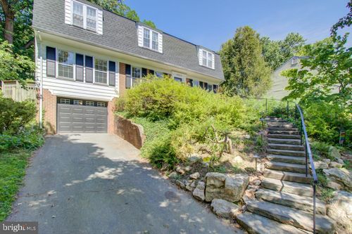 9004 Levelle Dr, CHEVY CHASE, MD, 20815-5608 | Card Image