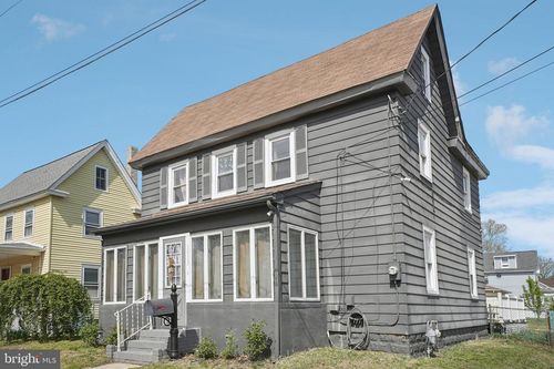 1013 Chestnut St, PAULSBORO, NJ, 08066-1241 | Card Image