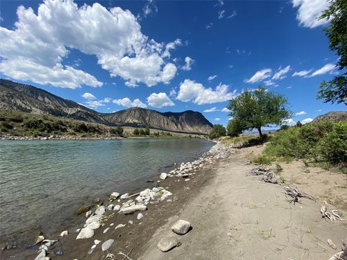 521 Us Highway 89 S, Gardiner, MT, 59030-9306 | Card Image