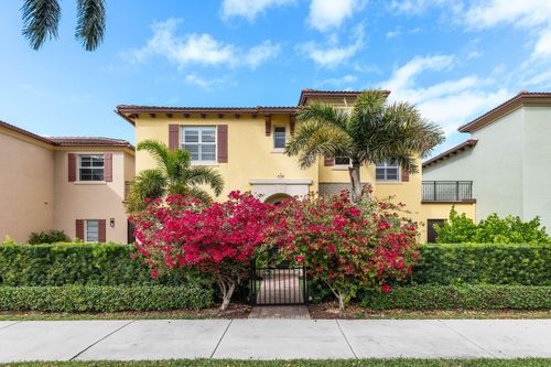 100 Via Floresta Dr, Boca Raton, FL, 33487-1584 | Card Image