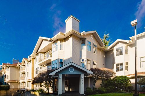 204-10721 139 St, Surrey, BC, V3T4L8 | Card Image