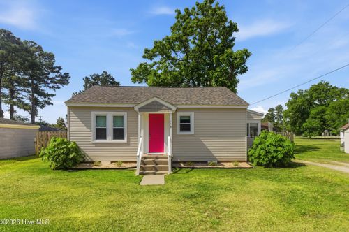 116 Mccoy St, Cove City, NC, 28523-8000 | Card Image