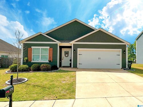 5791 Mountain View Trl, BESSEMER, AL, 35022-8616 | Card Image