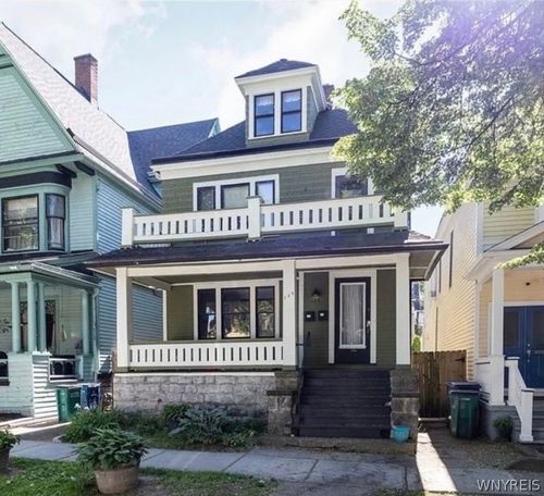 135 Park St, Buffalo, NY, 14201-1526 | Card Image