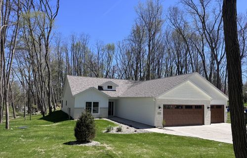 252 Lane 650a Snow Lk, Fremont, IN, 46737-9008 | Card Image