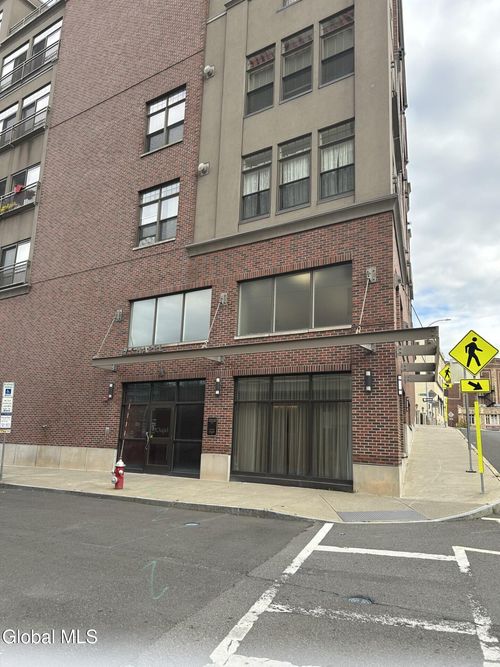 apt-602-17 Chapel St, Albany, NY, 12210-1654 | Card Image