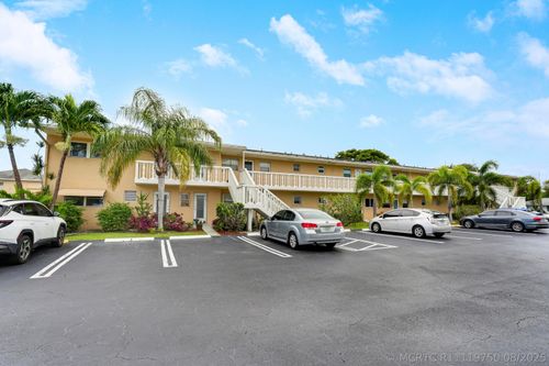 201-2132 Ne 1st Way, Boynton Beach, FL, 33435-2913 | Card Image