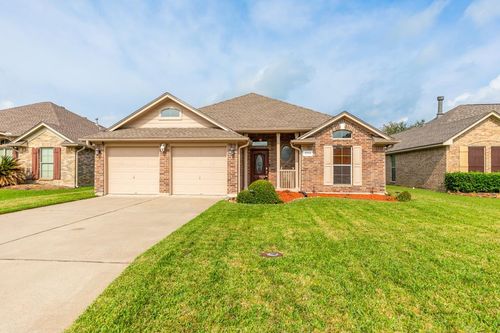 5755 Kathy Ln, Beaumont, TX, 77713-4144 | Card Image