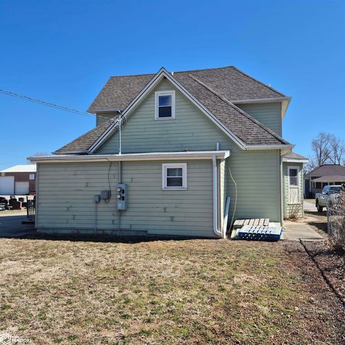 255 N Davis St, Ottumwa, IA, 52501-4316 | Card Image