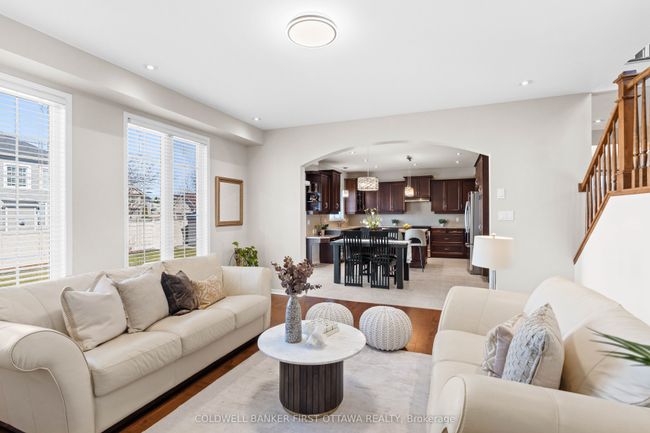 831 Dalkena Pl, House other with 4 bedrooms, 4 bathrooms and 4 parking in Nepean ON | Image 14