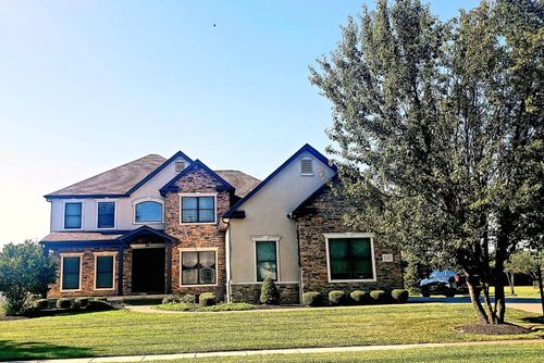 7247 Optimara Dr, Pickerington, OH, 43147-8023 | Card Image