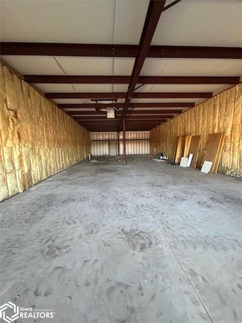 114 N Market St, Audubon, IA, 50025-7602 | Card Image