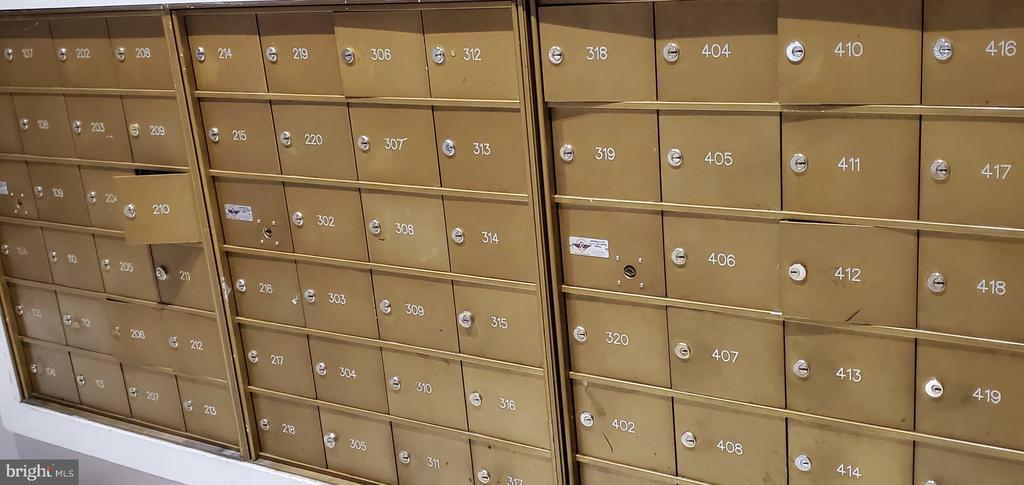 Residential in WASHINGTON 4