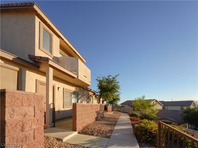 Balcony and Patio | Image 3