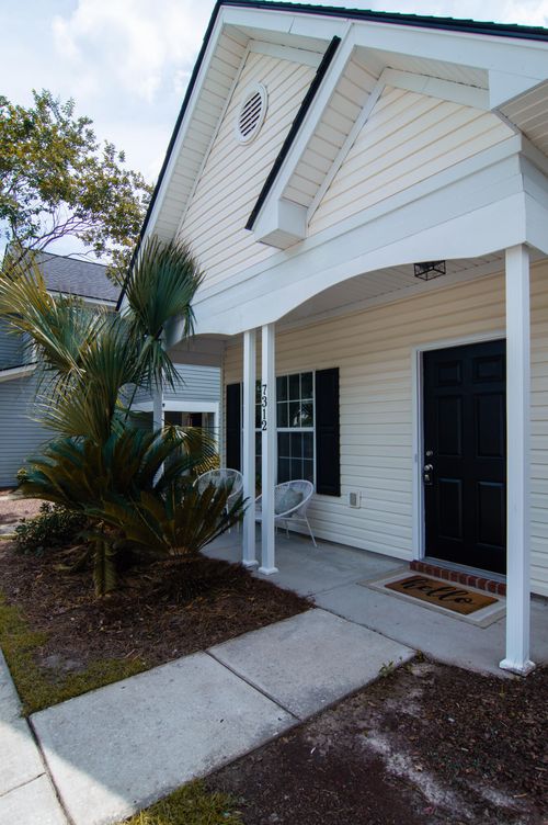 7312 Suncatcher Dr, Hanahan, SC, 29410-8403 | Card Image