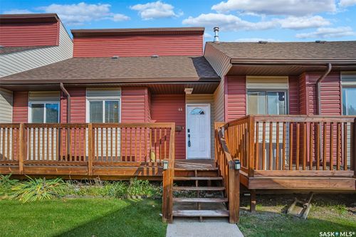 44-331 Pendygrasse Road, Saskatoon, SK, S7M4R3 | Card Image