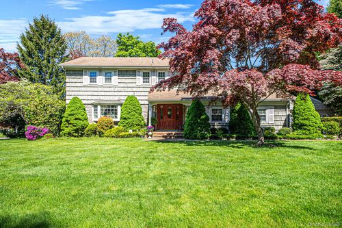 2 Rainbow Ln, East Moriches, NY, 11940-1400 | Card Image