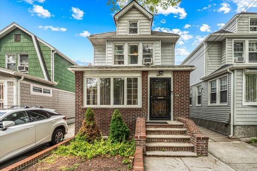 68-37 Nansen St, Forest Hills, NY, 11375-5736 | Card Image