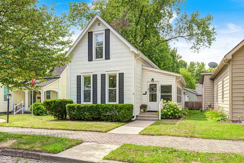 1207 Clinton St, Noblesville, IN, 46060-2334 | Card Image