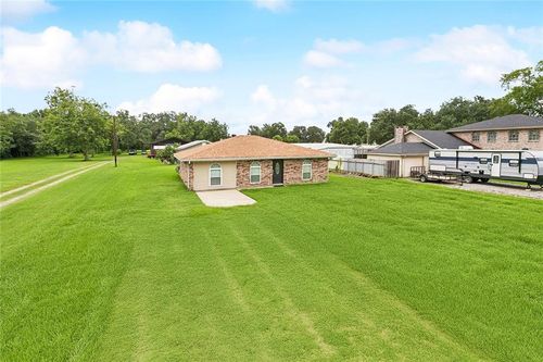 b-3005-B Bayou Rd, Saint Bernard, LA, 70085-5116 | Card Image