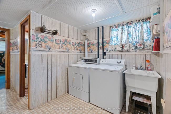 305 Warren St, House other with 4 bedrooms, 2 bathrooms and 4 parking in Goderich ON | Image 28