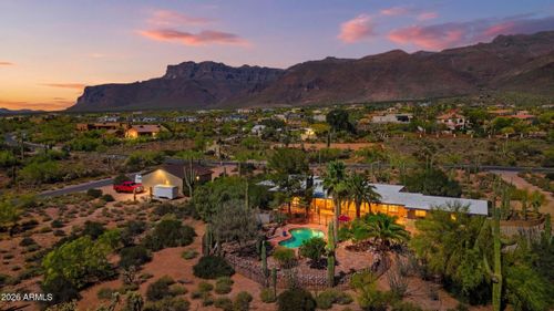 10685 E Valley View Dr, Gold Canyon, AZ, 85118-4697 | Card Image