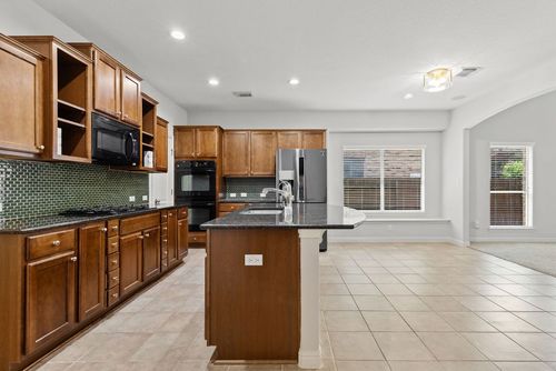 2430 Santa Barbara Loop, Round Rock, TX, 78665-5677 | Card Image