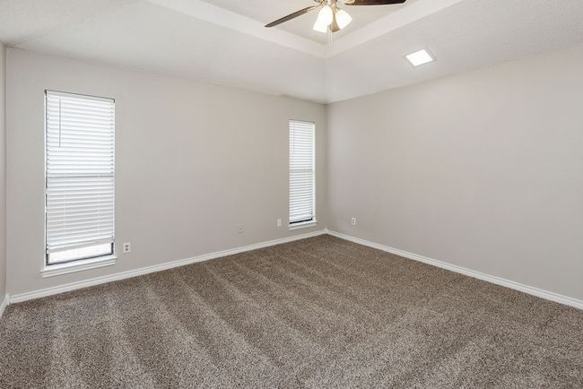 1906 Lavaca Trl, House other with 3 bedrooms, 2 bathrooms and null parking in Carrollton TX | Image 14