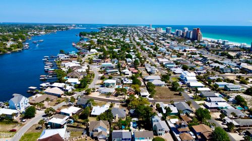 3914 Vicar St, Panama City Beach, FL, 32408-5418 | Card Image