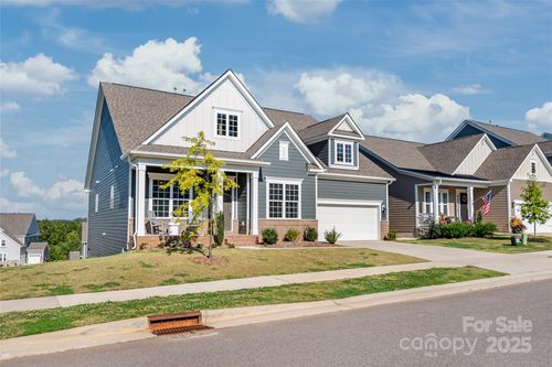 134 Winterberry St, Mooresville, NC, 28117-8302 | Card Image