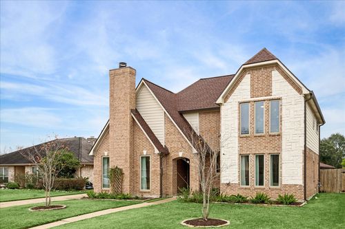 2423 1st St, Stafford, TX, 77477-6246 | Card Image