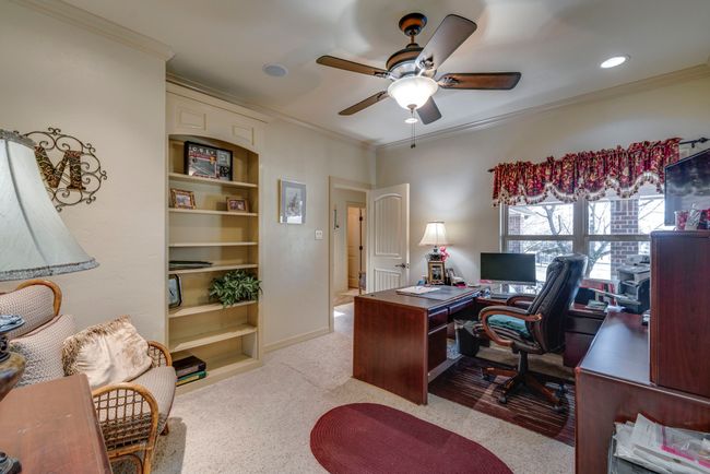 725 Locust Dr, House other with 5 bedrooms, 6 bathrooms and null parking in Oak Leaf TX | Image 29